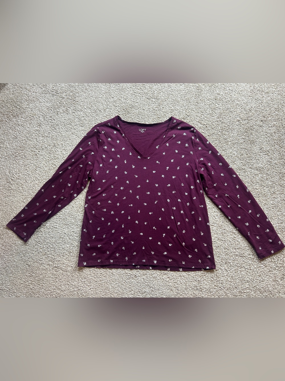 LOFT Outlet Burgundy Floral Long Sleeve V Neck Top Soft Knit Size XL